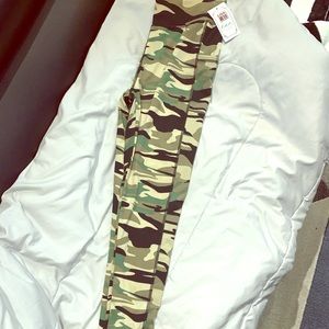 Camo ankle length legging with pockets 💙